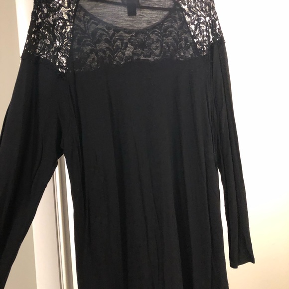 Old Navy Black Lace Top - Picture 4 of 4